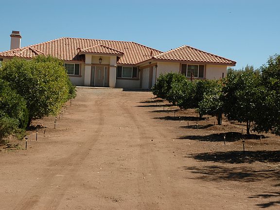 Front view of home.