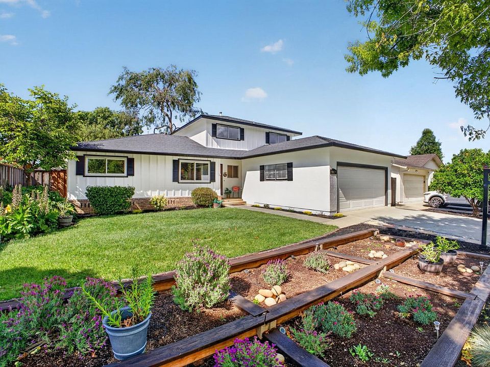 1st image of 849 Flin Way