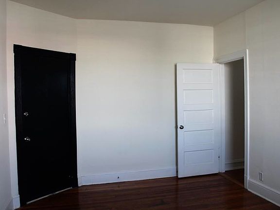 5th image of 808 N Boulevard APT 11