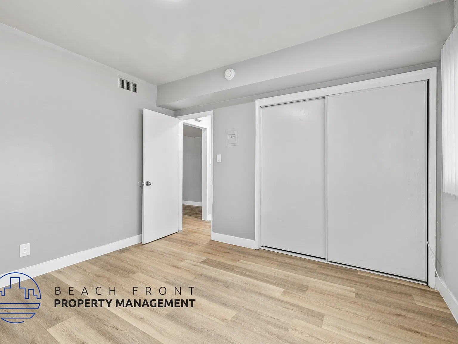 211 E. Tamarack Ave. — Photo 3