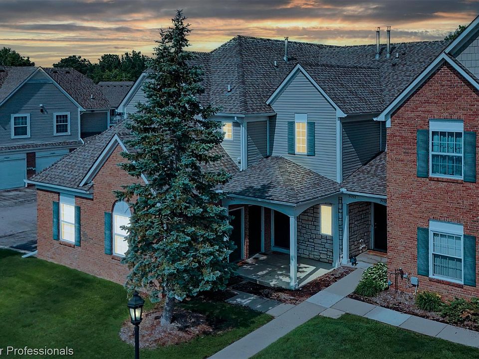 1st image of 54762 Monarch Dr