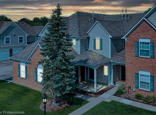 54762 Monarch Dr, Shelby Township, MI 48316