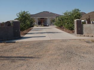 6336 W Parkside Ln, Glendale, AZ 85310