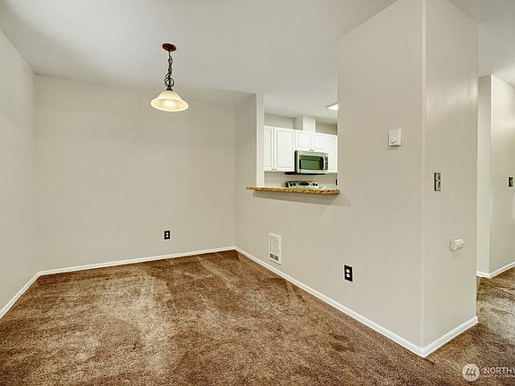 3rd image of 18501 SE Newport Way #M352