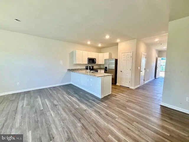 3 bed, 2.5 bath, 1500 sqft, $1,795 — Photo 4