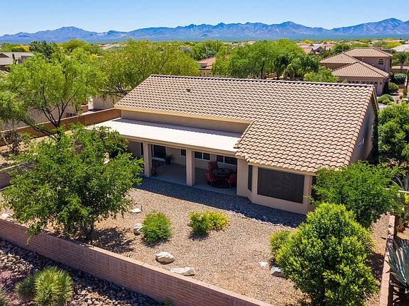 4th image of 2487 E Bluejay Bluff Ln