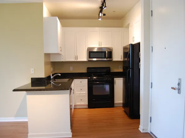 APT PALERMO, 22 W Green St APT 311P, Pasadena, CA 91105