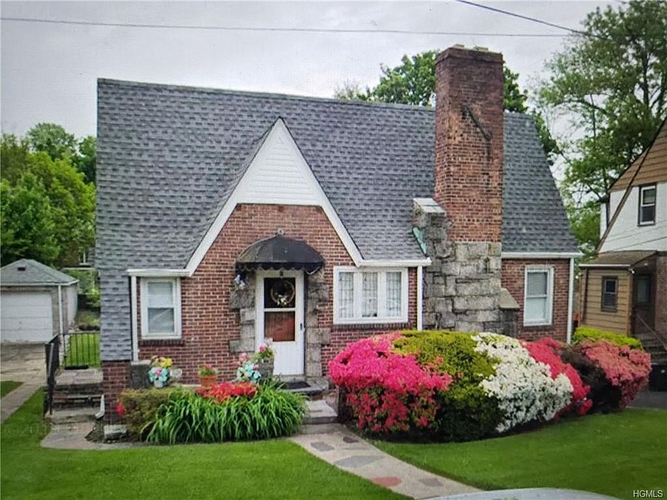 1st image of 35 Westmoreland Dr