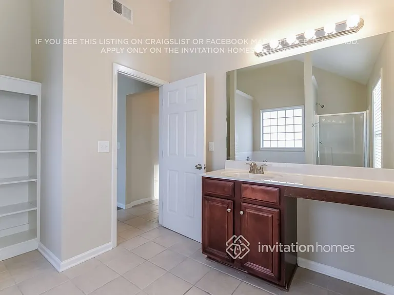 4015 Pointe Vecchio Cir — Photo 11