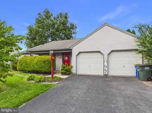 3707 Wheatland Dr, Dover, PA 17315