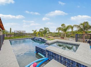 1504 N Plaza De Lirios, Tucson, AZ 85745