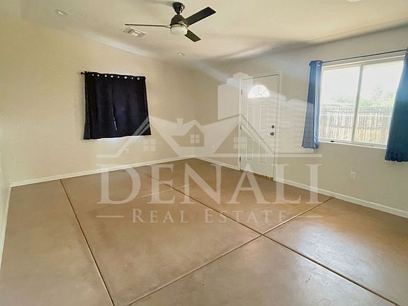 4th image of 2618 N Sparkman Blvd #2
