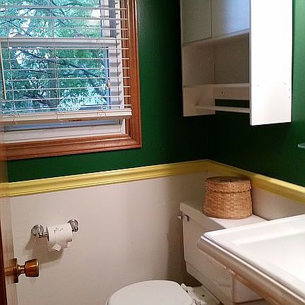 1/2 bath