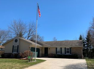 N108W17117 Hawthorne Dr, Germantown, WI 53022