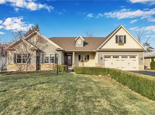 63 Sunset Dr, Niagara Falls, NY 14304