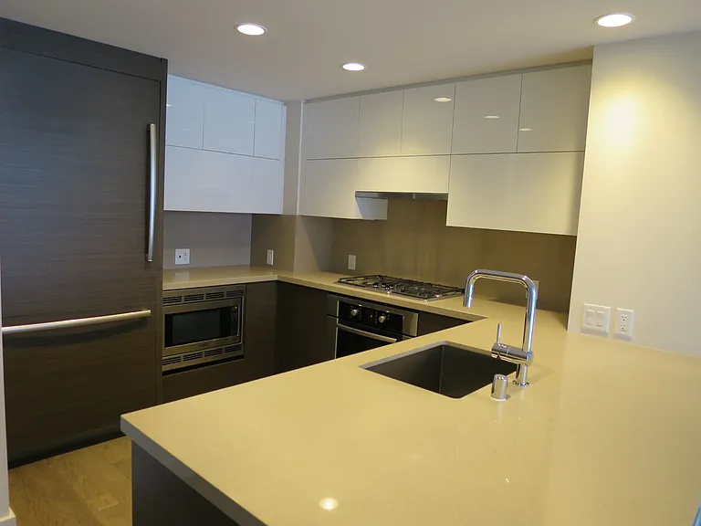 588 Bell St #509S — Photo 4