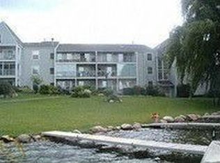 53 Scott Lake Rd, Waterford, MI 48328