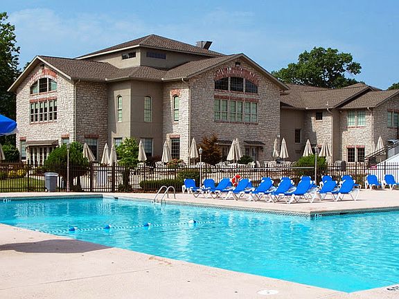 Club House 