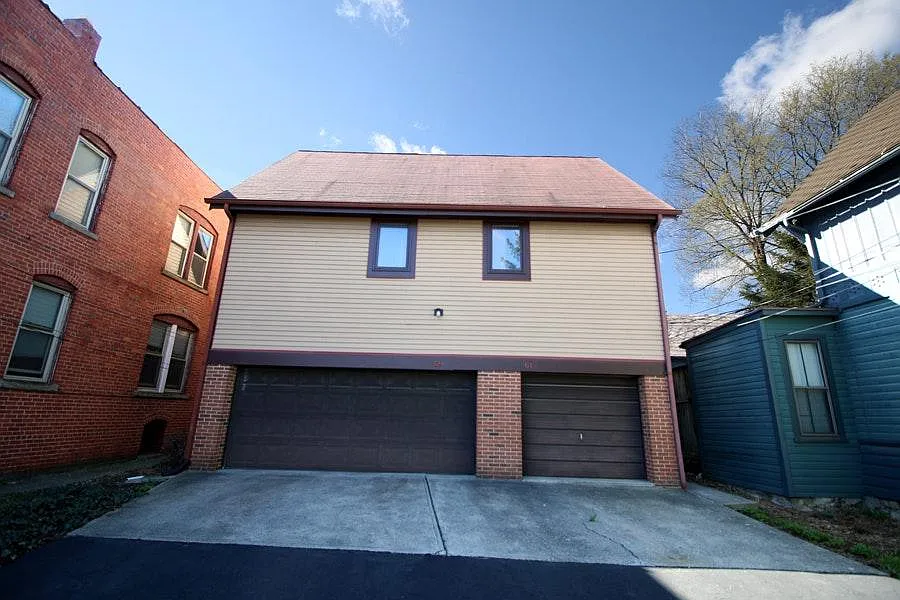 61 Price Avenue — Photo 3