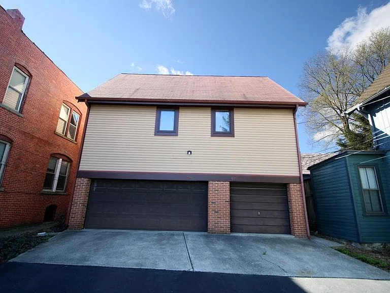 61 Price Ave — Photo 3