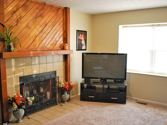 2nd image of 5872 Honbury Ct
