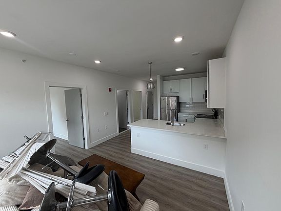 5th image of 1125 Stuyvesant Ave