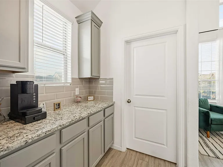 4238 Redford Valley Rd — Photo 11
