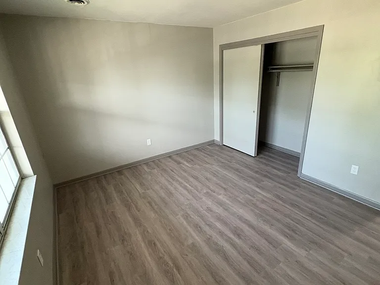 201 W Palmer St — Photo 11
