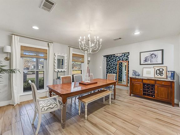 3rd image of 5323 Rutherglenn Dr