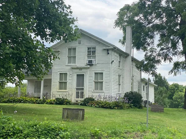 2622 E 850 N, La Porte, IN 46350