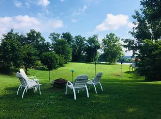 1919 Lincoln Ave, Greenup, KY 41144