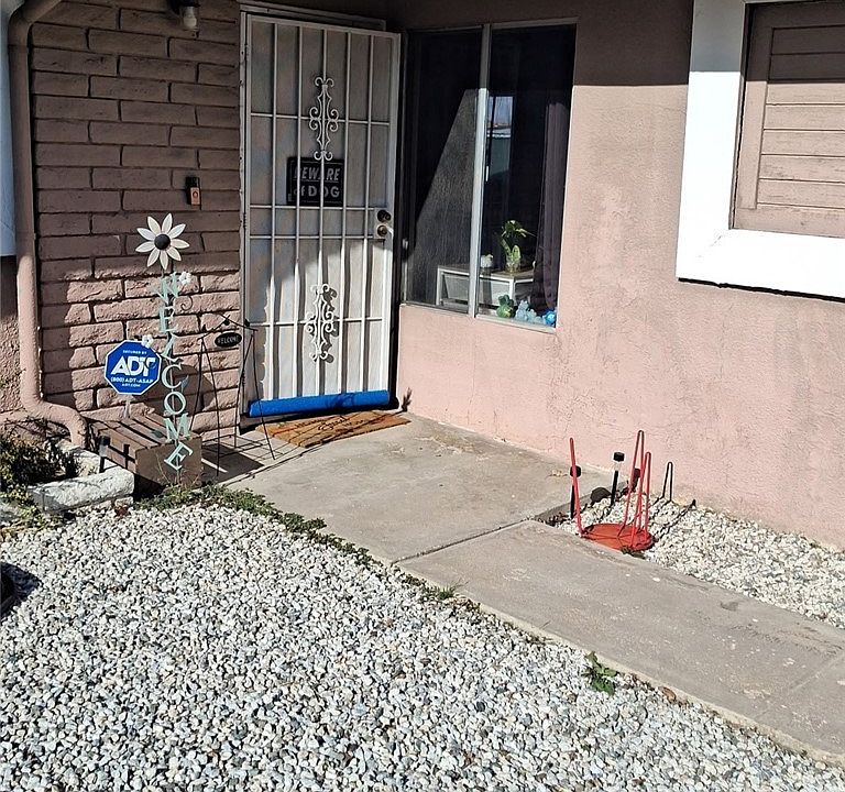 1st image of 15847 Fresno Ln