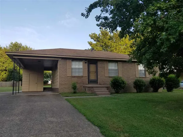 2123 Volunteer Blvd, Dyersburg, TN 38024