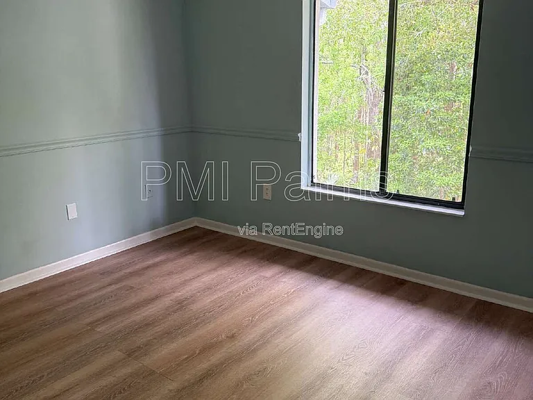 1236 Pine Ridge Cir W #G3 — Photo 12