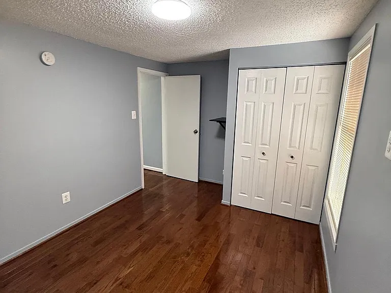 1754 Abbotston St — Photo 17