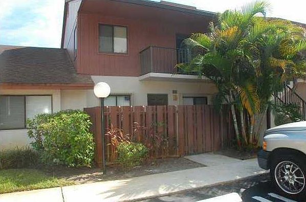 1st image of 2445 SW 22nd Ave #2010