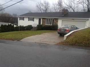 100 Hilltop Rd, Cumberland, RI 02864