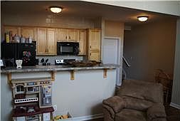 5th image of 1002 Wildwood Dr #1002