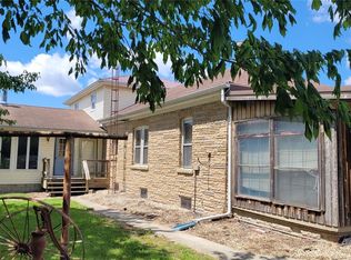 78 Franks Ln, Hillsboro, IL 62049