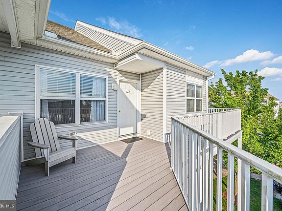 3rd image of 30406 Anderson Dr Unit 112