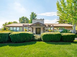 1542 Scenery Ridge Dr, Pittsburgh, PA 15241
