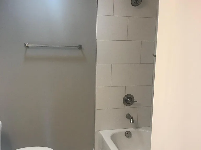 3317 Lyle Ave — Photo 21