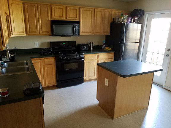 2nd image of 102 Regina Ln