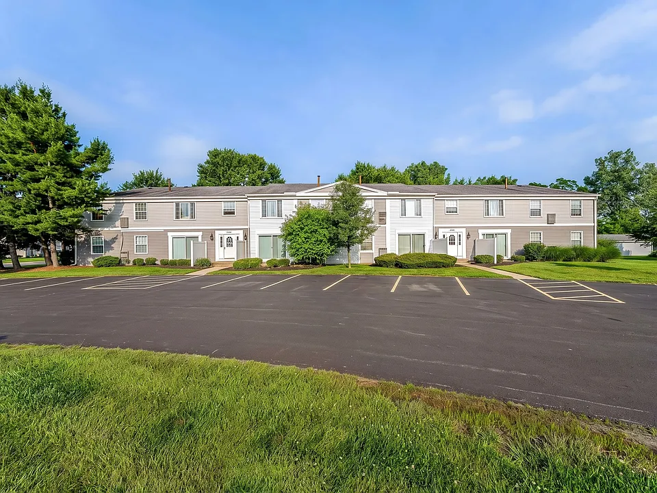 Olmsted Falls Village Apt - SPO Properties