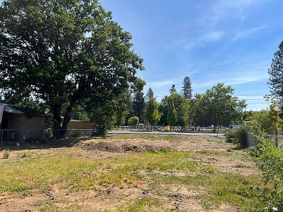 2nd image of 308 S Junction Ave
