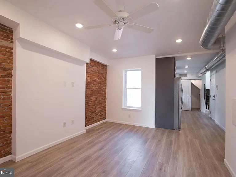 1611 Swain St #3 — Photo 5