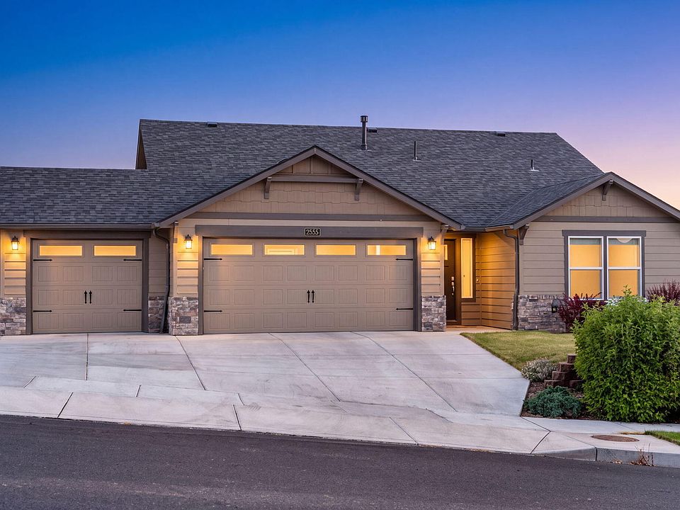 1st image of 2555 SW 43rd Pl