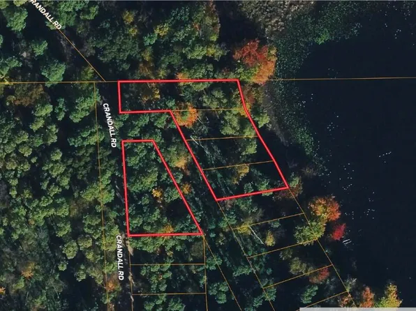 6400 Crandall Rd, Howell, MI 48855