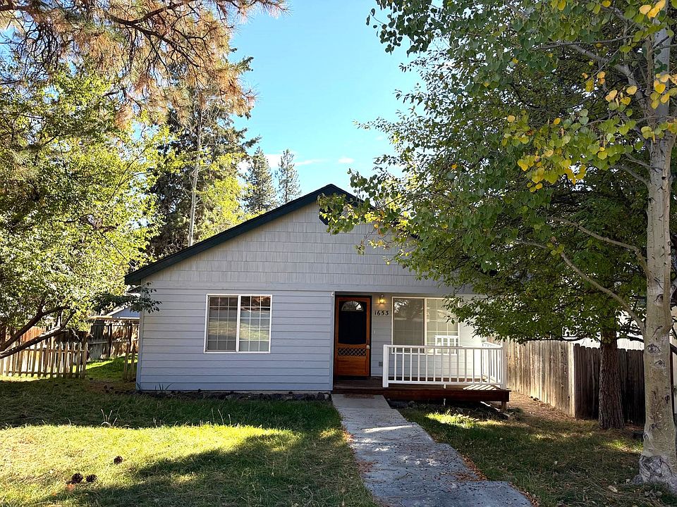 1st image of 1653 NW Fresno Ave
