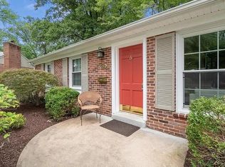 638 Huntwood Ln, Saint Louis, MO